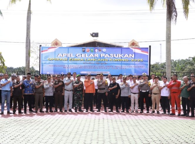 
					Apel Gelar Pasukan Operasi Zebra Lancang Kuning 2025 di Polres Siak, Kapolres Tekankan Humanis & Zero Komplain