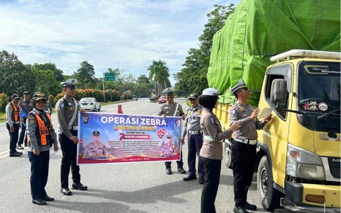 
					Satlantas Polres Siak Gelar Sosialisasi Ops Zebra, Wujudkan Budaya Tertib Berlalu Lintas
