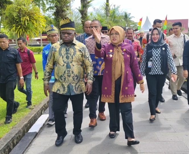 
					Bupati Afni Zulkifli Suarakan Hak Rakyat Siak di Hadapan Menteri HAM
