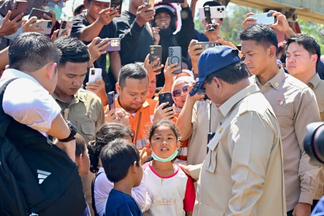 
					Presiden Prabowo Tinjau Infrastruktur dan Pengungsi Banjir Bandang di Tapsel