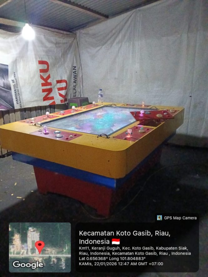 
					Hadirnya Meja Judi tembak Ikan-Ikan di Kecamatan Koto Gasib Kian resahkan Warga.