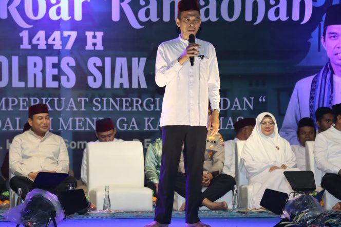 
					Kapolda Riau Bersama UAS Hadiri Tabligh Akbar Ramadhan 1447 H di Polres Siak, Perkuat Sinergi Polri dan Masyarakat di Bulan Ramadhan 